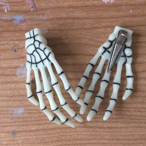 Glow in the Dark Skeleton Hair clips